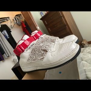 AJF 20 White/ Black- varsity red size 9.5